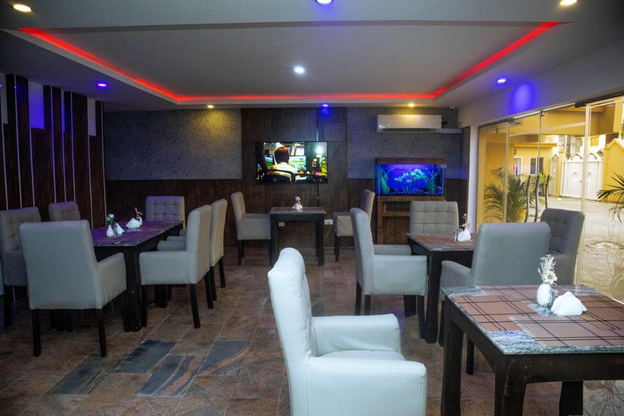 Presken Hotels @Fajodd-4 Ikeja Bagian luar foto