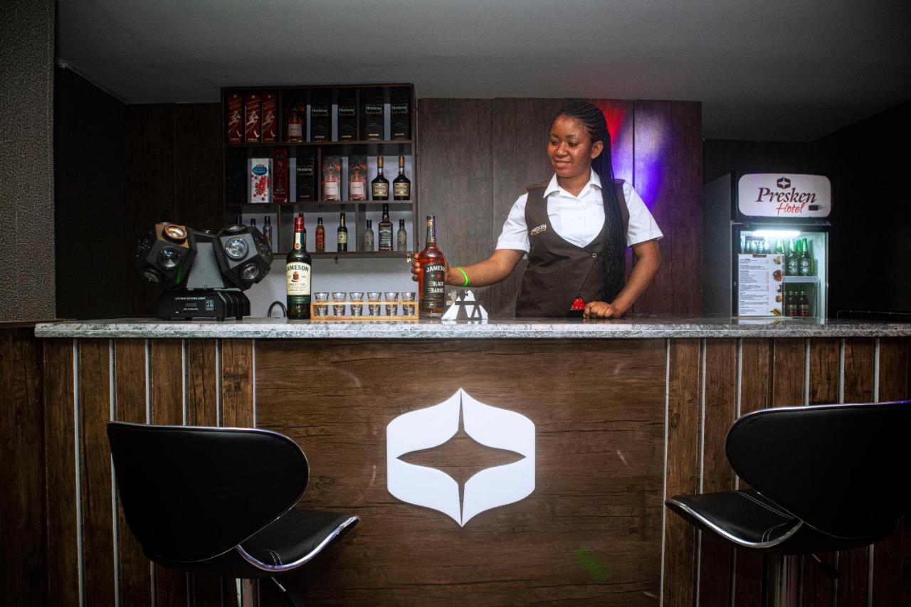 Presken Hotels @Fajodd-4 Ikeja Bagian luar foto